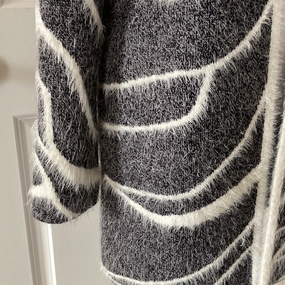 Alfani small open long cardigan black and white - Picture 5 of 14